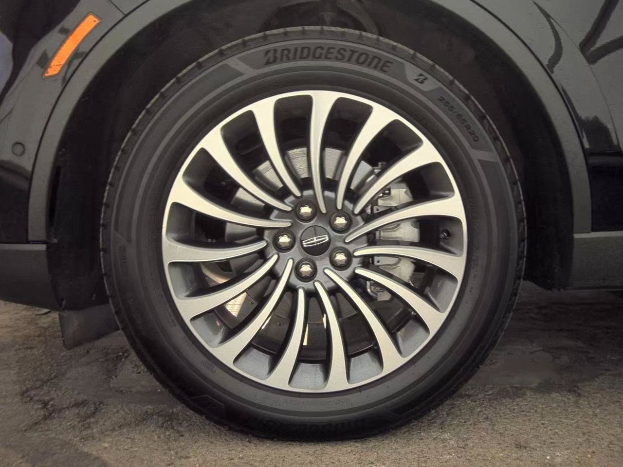 Used 2021 Lincoln Aviator Reserve w/ Equipment Group 201A AWD/4WD image 7