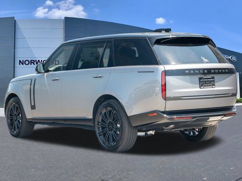 New 2026 Land Rover Range Rover Long Wheelbase SE AWD/4WD image 6