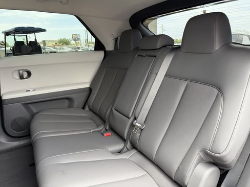 Used 2025 Hyundai Ioniq 5 SEL RWD image 34