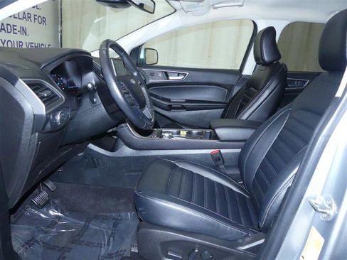 Used 2023 Ford Edge SEL image 19