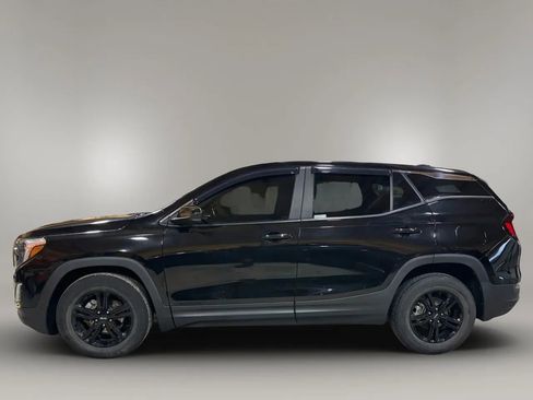 Used 2021 GMC Terrain SLE w/ LPO, Floor Liner Package image 8