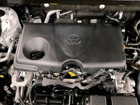 Used 2025 Toyota RAV4 XLE Premium AWD/4WD image 33