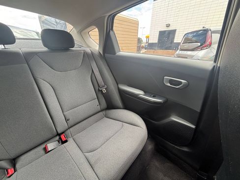 Used 2025 Kia K4 FWD image 34