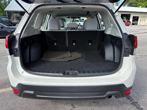 Used 2022 Subaru Forester AWD/4WD image 23