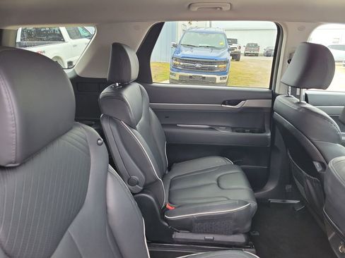 Used 2024 Hyundai Palisade SEL image 35