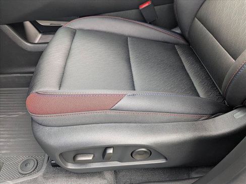 New 2026 Chevrolet Equinox RS w/ Safety and Technology Package FWD image 4