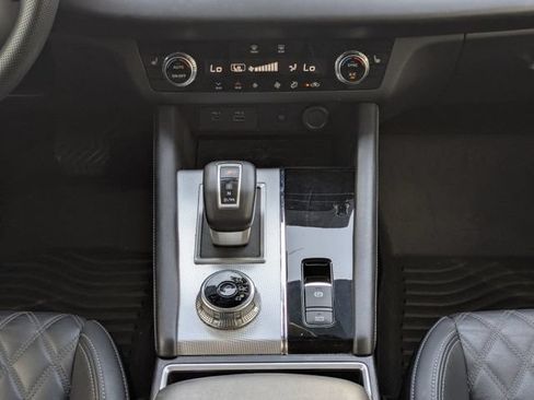 Used 2024 Mitsubishi Outlander SEL FWD image 23