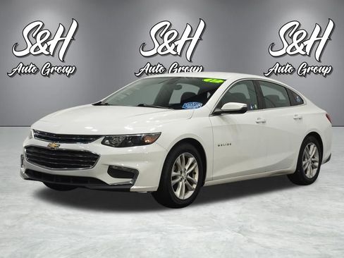 Used 2017 Chevrolet Malibu LT FWD image 13