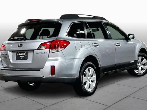 Used 2012 Subaru Outback 2.5i Premium image 12