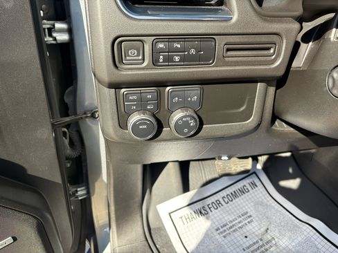 Used 2023 Chevrolet Tahoe LT w/ Luxury Package image 15