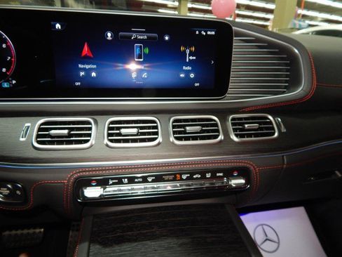 Used 2024 Mercedes-Benz GLE 53 AMG 4MATIC Coupe image 27