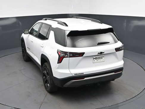Used 2025 Chevrolet Equinox LT w/ Midnight Edition FWD image 33