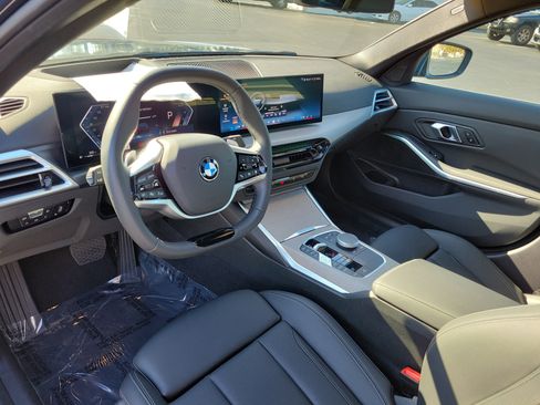 Certified 2025 BMW 330i Sedan image 22