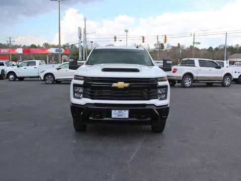 Used 2024 Chevrolet Silverado 2500 W/T w/ WT Fleet Convenience Package image 9
