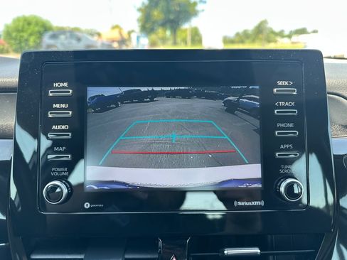 Used 2021 Toyota Camry LE FWD image 16