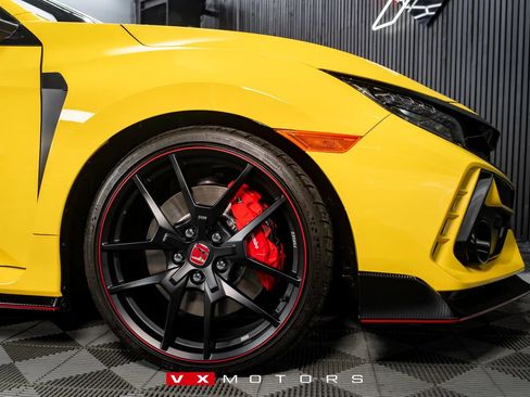 Used 2021 Honda Civic Type R Limited image 25