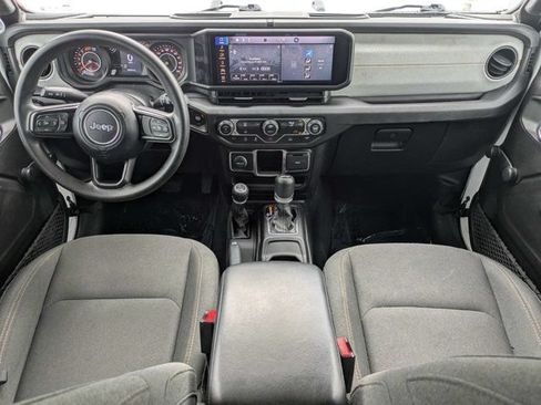 Used 2024 Jeep Wrangler Unlimited Sport AWD/4WD image 15