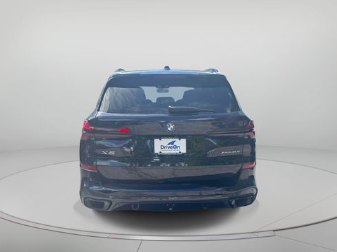 Used 2024 BMW X5 xDrive40i w/ M Sport Package AWD/4WD image 6