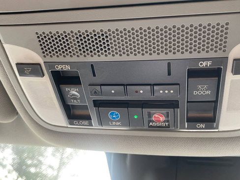 Used 2017 Acura MDX FWD w/ Technology Package image 36