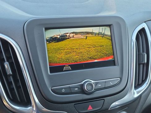 Certified 2019 Chevrolet Equinox LT FWD image 12