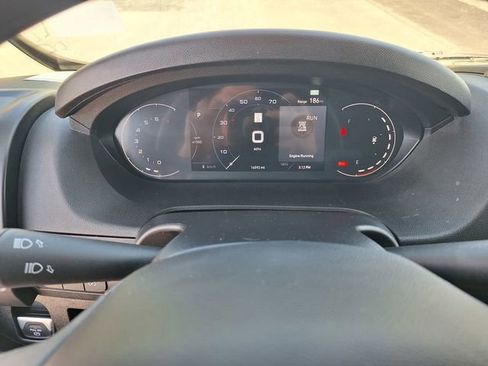 Used 2025 RAM ProMaster 2500 w/ U-Haul Equipment Group FWD image 17