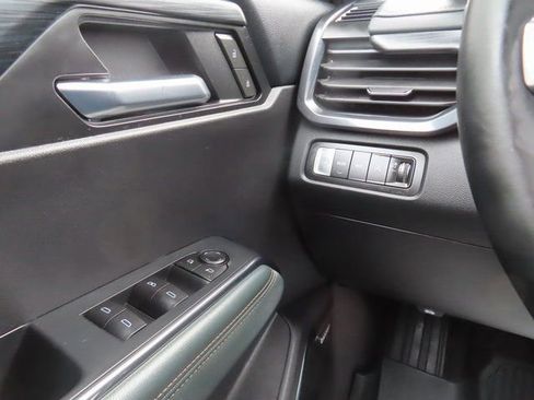 Used 2025 GMC Acadia AT4 w/ Super Cruise Package image 35