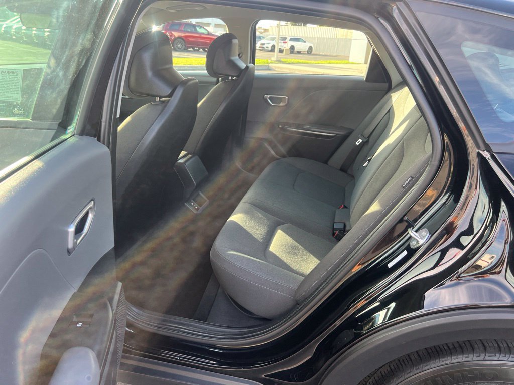 Used 2025 Kia K4 FWD image 18