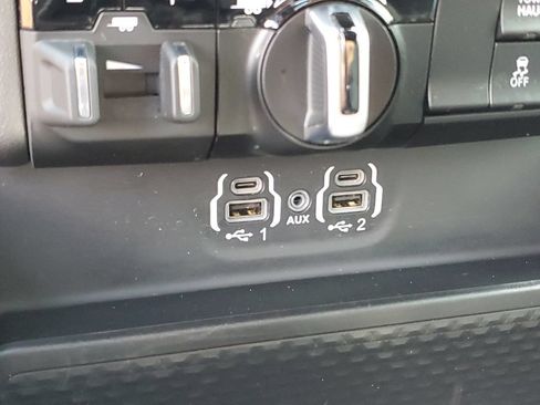 Certified 2023 RAM 1500 Big Horn w/ Trailer Tow Group AWD/4WD image 32