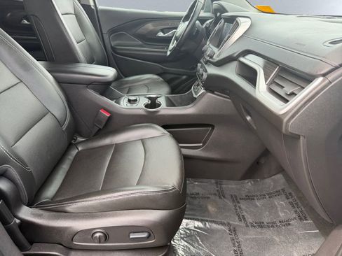 Used 2024 GMC Terrain SLT AWD/4WD image 20
