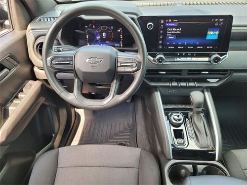 Used 2023 Chevrolet Colorado Trail Boss w/ Technology Package image 14