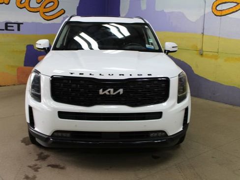 Used 2022 Kia Telluride SX AWD/4WD image 3