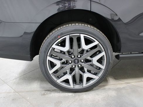 New 2026 Ford Expedition Platinum AWD/4WD image 43