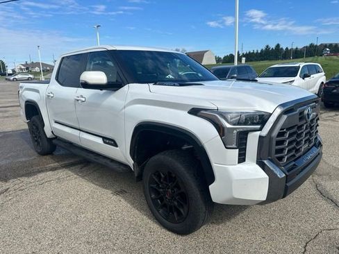 Used 2024 Toyota Tundra Platinum w/ TRD Off-Road Package AWD/4WD image 21