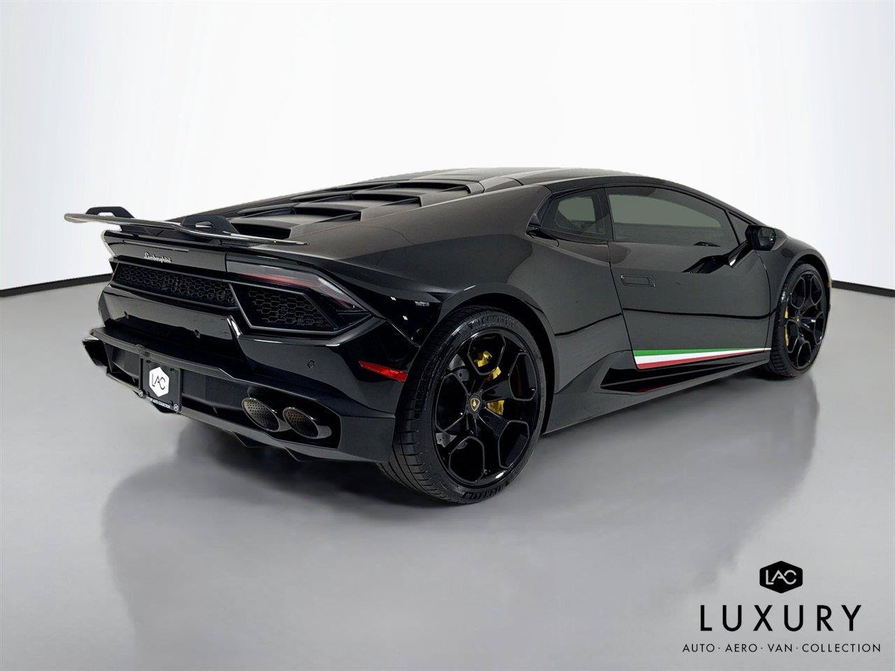 Used 2018 Lamborghini Huracan LP 580-2 RWD image 5