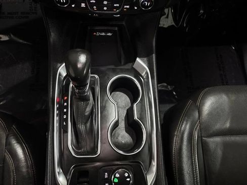Used 2021 Chevrolet Traverse Premier w/ Redline Edition AWD/4WD image 31