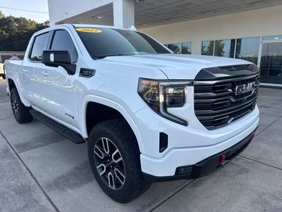 Used 2025 GMC Sierra 1500 AT4 w/ AT4 Premium Package