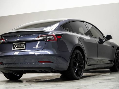 Used 2023 Tesla Model 3 Performance AWD/4WD image 9