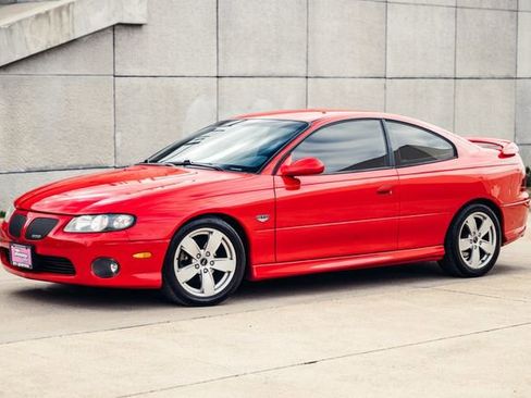 Used 2004 Pontiac GTO image 25