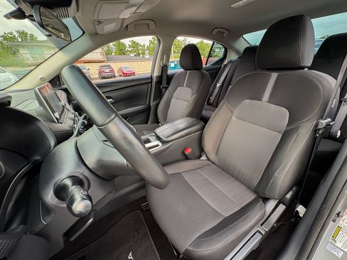 Used 2025 Nissan Sentra SV w/ All-Weather Package FWD image 24