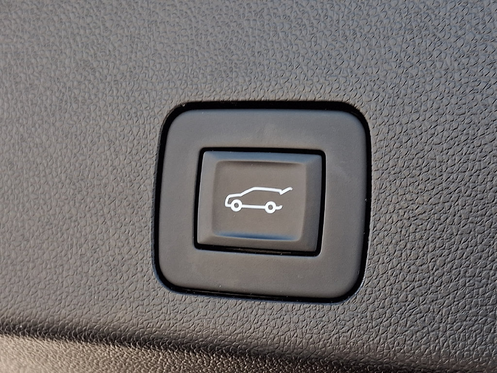 Used 2022 Buick Encore GX Select w/ Experience Buick Package FWD image 29