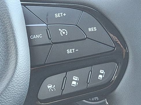 New 2026 Chrysler Pacifica Select w/ S Appearance Package image 34