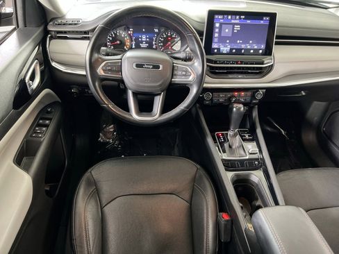 Used 2022 Jeep Compass Limited image 21