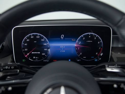 Used 2024 Mercedes-Benz GLC 43 AMG 4MATIC image 30