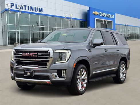 Certified 2021 GMC Yukon SLT w/ SLT Luxury Package image 2