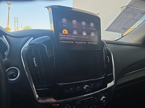 Used 2020 Chevrolet Traverse High Country FWD image 22
