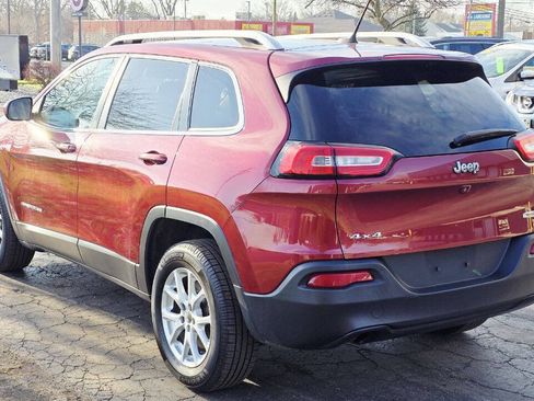 Used 2015 Jeep Cherokee Latitude w/ Cold Weather Group AWD/4WD image 5