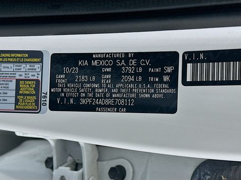 Used 2024 Kia Forte LXS FWD image 12