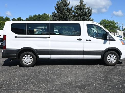 Used 2022 Ford Transit 350 XLT RWD image 2