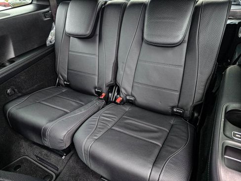 New 2026 Mercedes-Benz GLS 580 4MATIC image 36