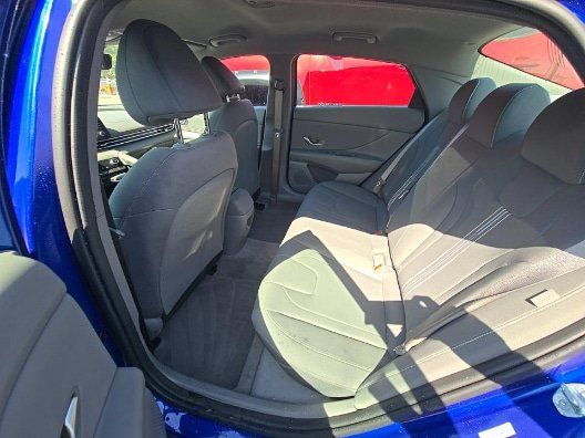 Used 2025 Hyundai Elantra Sport FWD image 17